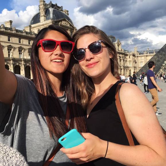 Meet your Posher, Katie - Picture 1 of 1